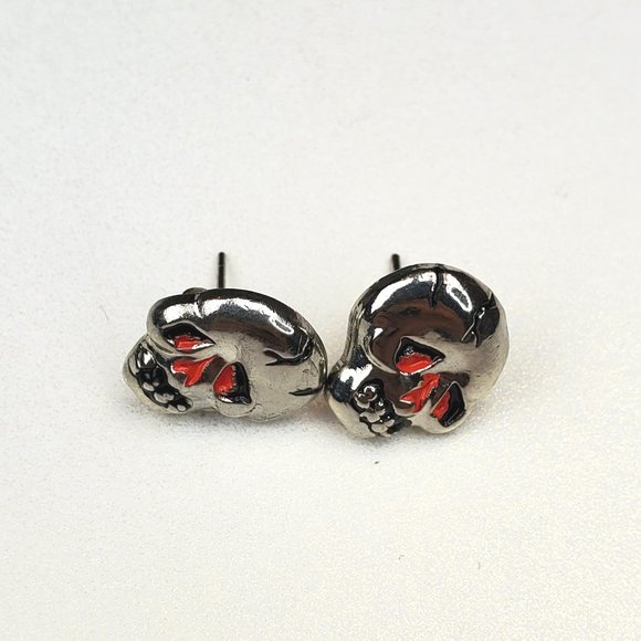 ED HARDY VINTAGE Style Earrings /Stud Earrings / Hard Rock Accessories - Picture 3 of 8